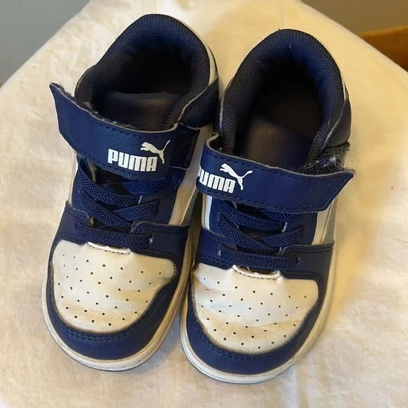 Puma toddler shoes Blue and white size 8c - Picture 4 of 9